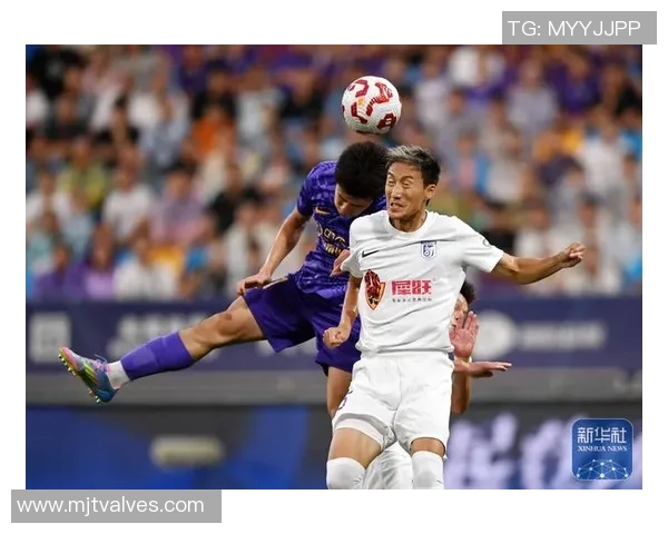 足球明星的光辉背后隐藏的缺陷与不足之处探讨