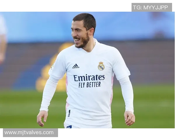 足球明星的儿子在比赛中高喊爸爸引发全场热议与感动